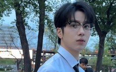 Nhà tuyển dụng hỏi: "Cái gì có thể dài có thể ngắn, có thể nhanh có thể chậm?" - Chàng trai trả lời 2 chữ, được nhận việc ngay