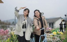 “Nếu mỗi tháng con đưa 100 triệu, mẹ có vui không?”, câu trả lời của mẹ khiến ai còn trẻ nghe cũng hổ thẹn