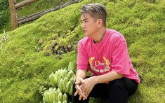 Đàm Vĩnh Hưng kể về 1 nam ca sĩ đình đám: "Người ấy đã chủ động đến bên tôi và đưa tay vuốt má"