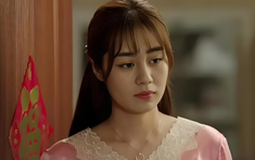 Mẹ vợ nằm viện chờ 20 triệu đóng phí, con rể vẫn điềm nhiên ngồi ăn cơm như không có chuyện gì xảy ra