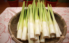 5 loại rau quen thuộc là “ổ chứa ký sinh trùng”: Mắt thường không thấy, nhiều người vẫn vô tư ăn sống