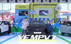 Lái thử vài phút, nhiều khách hàng chốt “chia tay” xe xăng, lên đời VF MPV 7