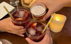 Cứ 3 giây lại có 1 người bị đột quỵ, bác sĩ nhắc nhở: Thà ăn thêm thịt còn hơn ăn nhiều 5 thực phẩm này