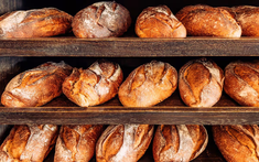 Bác sĩ phẫu thuật giảm cân tiết lộ 4 loại thực phẩm “không bao giờ ăn”: Không phải ăn ít hay nhiều, mà là ăn gì