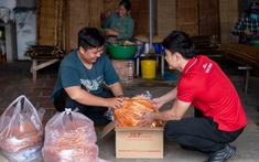 Nghỉ lễ dài ngày: Người trẻ chọn gửi đồ trước để giảm tải hành lý