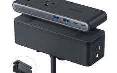 Ổ điện Anker Nano Power Strip gắn cạnh bàn: Giải pháp cho góc làm việc gọn gàng