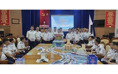 Tuổi trẻ Hải đoàn 11 (Bộ Tư lệnh Vùng Cảnh sát biển 1) sôi nổi hưởng ứng ngày sách và văn hóa đọc Việt Nam năm 2026