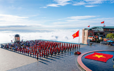 Núi Bà Đen dịp lễ Giỗ Tổ và 30/4: Đi chợ bằng lá và "xuyên không" về thời chiến