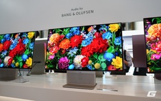 Trên tay màn hình flagship TCL 32X3A: "Con quái vật" với công nghệ OLED+, 4K 240Hz và tích hợp loa Bang & Olufsen