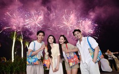 Hàng nghìn du khách đổ về “thương cảng” VUI-Fest Ha Long ngày khai trương