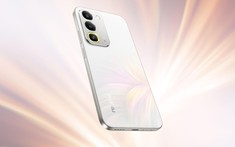 realme C100 ra mắt: Pin Titan tới 8000 mAh với h vọng xóa bỏ nỗi lo pin - sạc trong phân khúc phổ thông