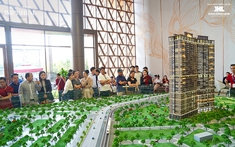 Căn hộ mẫu chuẩn Bespoke thu hút đông đảo khách hàng tại sự kiện khai trương