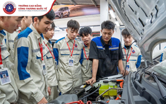 Giữa cơn bão AI, có một ngành vẫn “miễn nhiễm” và đang thiếu người trầm trọng