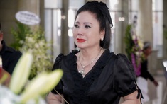 Hoa khôi cải lương Mộng Tuyền đau đớn vì không kịp qua Mỹ làm 1 việc: "Tôi bàng hoàng"