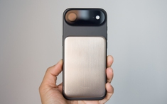 Trên tay BMX SolidSafe Air 5K: Pin thể rắn vỏ titan, mỏng như iPhone Air