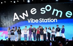 Awesome Vibe Station chính thức đổ bộ Hà Nội, người hâm mộ CONGB, Ánh Sáng AZA, buitruonglinh, Vương Bình đứng ngồi không yên