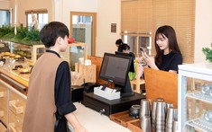 Bứt phá doanh thu mùa du lịch nhờ giải pháp thanh toán số