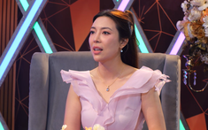 Nữ ca sĩ đi hát quán bar kiếm sống: "Tôi ngỡ ngàng"