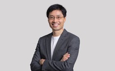 Giáo sư được Nhà Trắng vinh danh: AI không thể thay thế con người