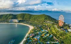Điều gì đang khiến những “đảo hội” trở thành “thỏi nam châm” hút khách du lịch?