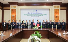 V-Green hợp tác VNPT phát triển mạng lưới trạm sạc và tủ đổi pin xe điện trên toàn quốc