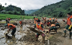 Xây dựng mối quan hệ gắn bó máu thịt giữa quân đội với nhân dân trong tình hình mới - Bài học kinh nghiệm và giải pháp