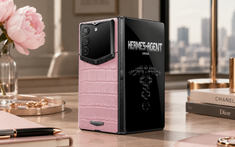 Vertu Alphafold chính thức ra mắt: Điện thoại gập, có cả trợ lý AI dành cho doanh nhân, giá hơn 200 triệu đồng