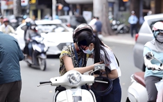 Chỉ có cha mẹ EQ thấp mới làm 4 điều này khi con vừa thi xong