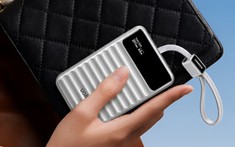 Ugreen ra mắt pin dự phòng có cáp USB-C tích hợp, giá khoảng 760.000 đồng