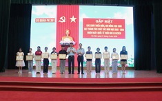 Sư đoàn Phòng không 361 gặp mặt, tuyên dương con cán bộ, quân nhân đạt thành tích xuất sắc năm học 2025–2026