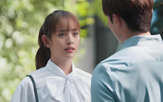 Đồng nghiệp ghen tị vì tôi mặc gì cũng đẹp, cho đến ngày người yêu nói chia tay, tôi nhìn lại bản thân trong gương và thấy căm ghét chính mình