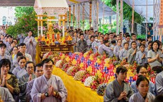 Lễ tưởng niệm, cầu siêu các anh hùng liệt sĩ tại Công viên Lê Thị Riêng