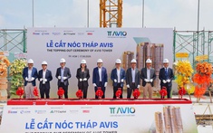 Tháp Avis chính thức cất nóc, bảo chứng niềm tin về tiến độ