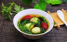 Không phải cơm rượu nếp, trong ngày Tết Đoan ngọ, bà tôi nhất định phải nấu món này trong mấy chục năm qua