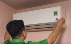 Cuộc gọi của anh thợ sửa điều hòa khiến bí mật của tôi bị lật tẩy, chồng nghe thấy thì đòi đuổi tôi ra khỏi nhà