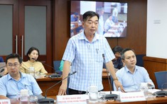3D Mapping, pháo hoa thắp sáng trung tâm Thành phố Hồ Chí Minh nhân kỷ niệm 50 năm Thành phố mang tên Bác