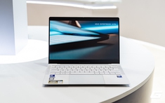 Gen Z không còn chấp nhận những chiếc laptop văn phòng “dày, nặng và chậm”: Thị trường doanh nghiệp Việt Nam đang thay đổi ra sao?