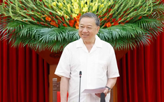 Đổi mới phương thức lãnh đạo của Đảng để làm cho đất nước phát triển bền vững