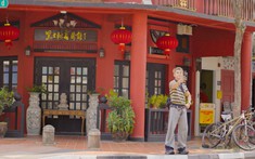 Theo chân Jun Phạm khám phá một Singapore mới mẻ qua những trải nghiệm đời thường