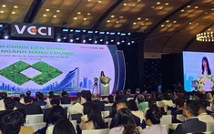 Thúc đẩy lộ trình trung hòa carbon: Techcombank nhận giải thưởng Top 10 Doanh nghiệp Net Zero 2026