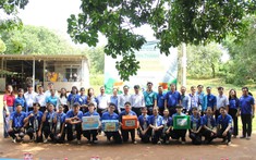 Dấu ấn thanh xuân trên những tuyến đường quê: Ấm áp chuyến thăm và động viên chiến sĩ Mùa hè Xanh Đại học Kinh tế tại Đồng Nai