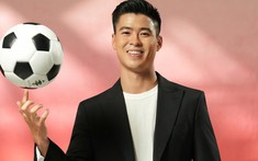 Trung vệ Đỗ Duy Mạnh "ghi bàn" ấn tượng vào khung thành thời trang của Aristino