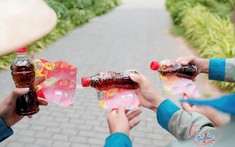 Sinh viên, công nhân và tài xế cùng chờ đợt quay số 100 triệu đồng từ “Xé ngay trúng liền”