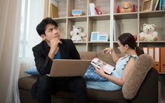 Hôn nhân suýt rạn nứt chỉ vì một hộp sữa, nguyên nhân sâu xa còn khiến người ta ngỡ ngàng hơn