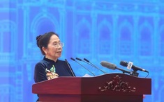Người bác sĩ chọn ở lại cùng thành phố: Nửa thế kỷ y đức và hành trình hồi sinh những mầm sống