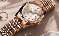 Đồng hồ Diamond D - Nét chấm phá làm nên phong cách của người phụ nữ hiện đại