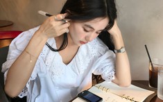 Cùng gửi 100 triệu đồng, vì sao số tiền lãi nhận được lại khác nhau?