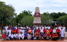 Đoàn Cán bộ, Bác sĩ của Học viện Y - Dược học cổ truyền Việt Nam: Một lần đến Trường Sa, ngàn lần thêm yêu Tổ quốc