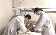 Loại ung thư đang tăng nhanh ở người trẻ: Bác sĩ cảnh báo 6 dấu hiệu sớm, ăn đúng 4 nhóm thực phẩm sẽ giảm nguy cơ
