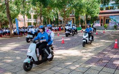 Phạt tiền người dưới 18 tuổi đi mô tô, hiểu thế nào cho đúng?